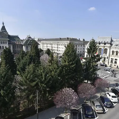 English Apartment Крайова